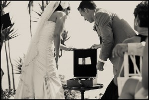 wedding ceremony wine time capsule