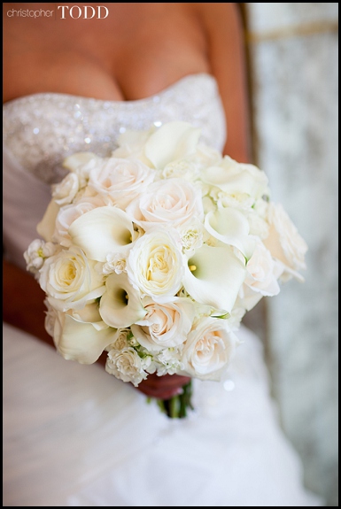 rose and calla lilly bouquet