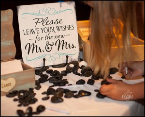 creative wedding guest books