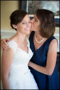 bride with mom