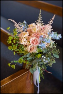 wedding pew flowers