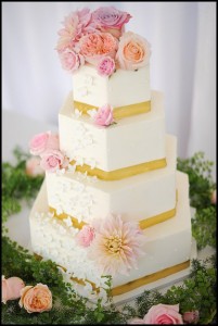 garden wedding cake