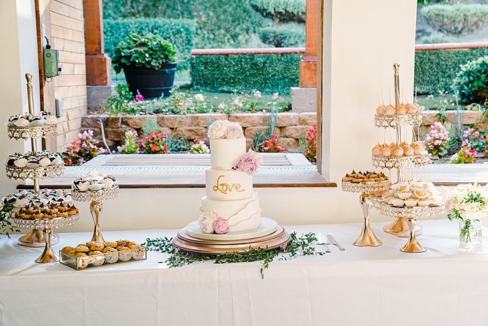 wedding dessert buffet