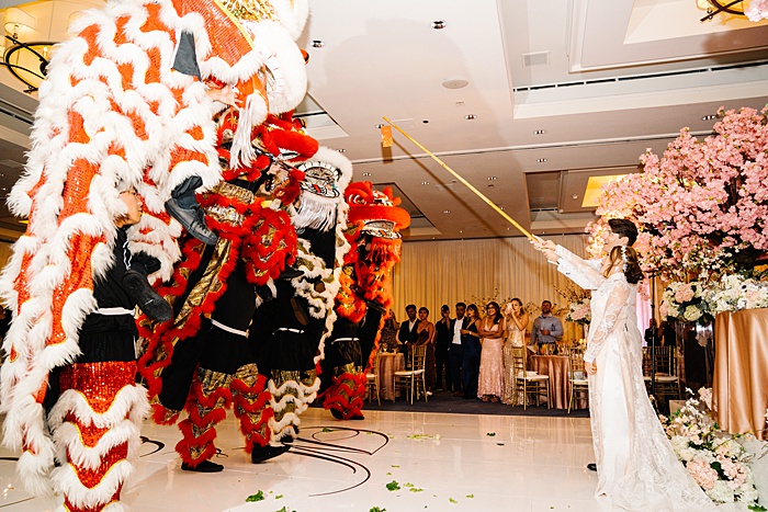 lion dancers