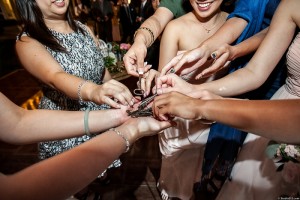 bouquet toss alternatives