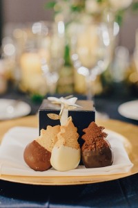 wedding cookie favors