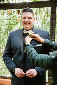 groom boutonniere