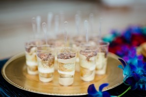 mini wedding desserts